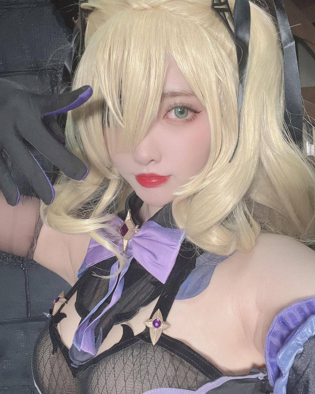 美女cosplay《原神》菲谢尔Fischl_6