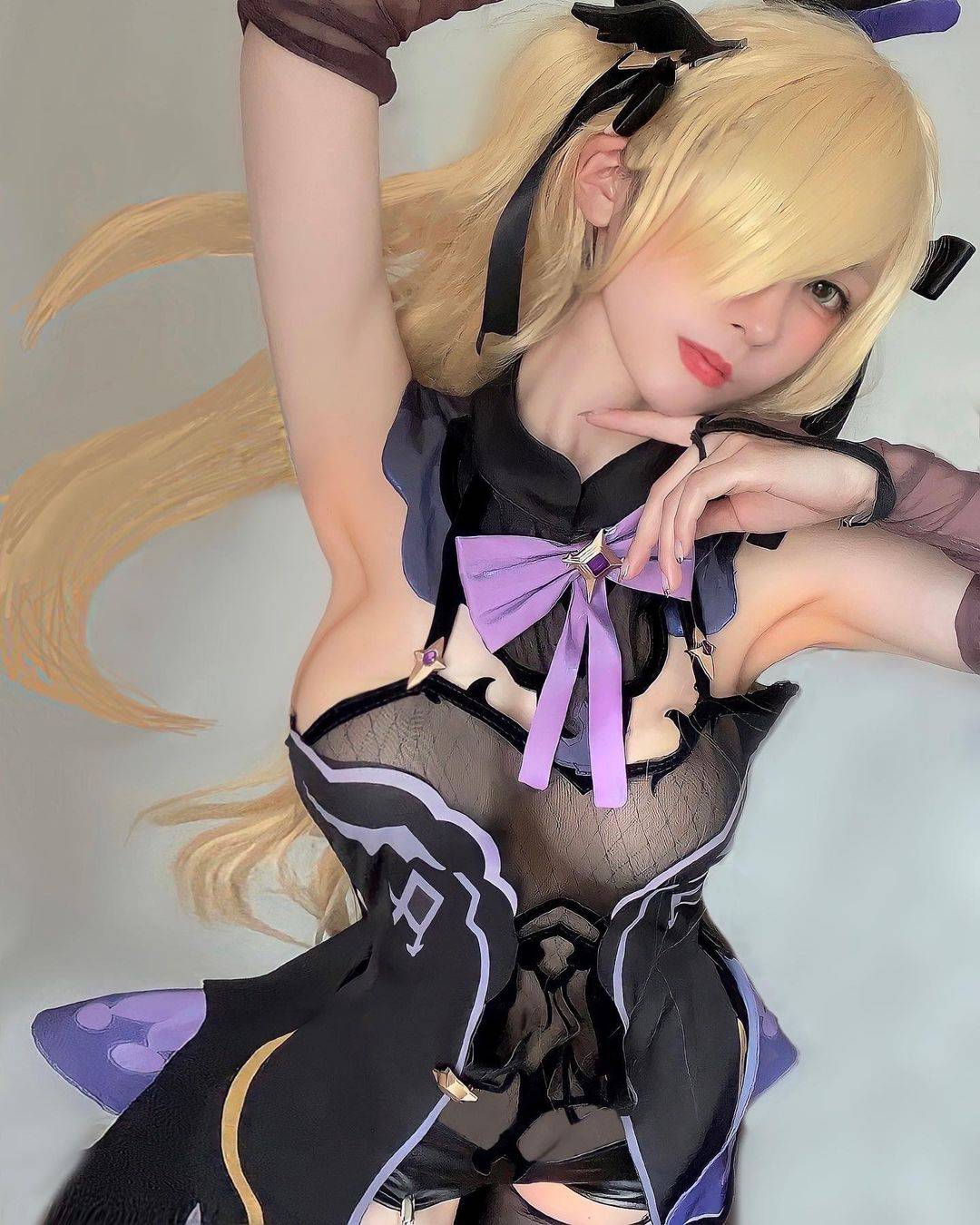 美女cosplay《原神》菲谢尔Fischl_7