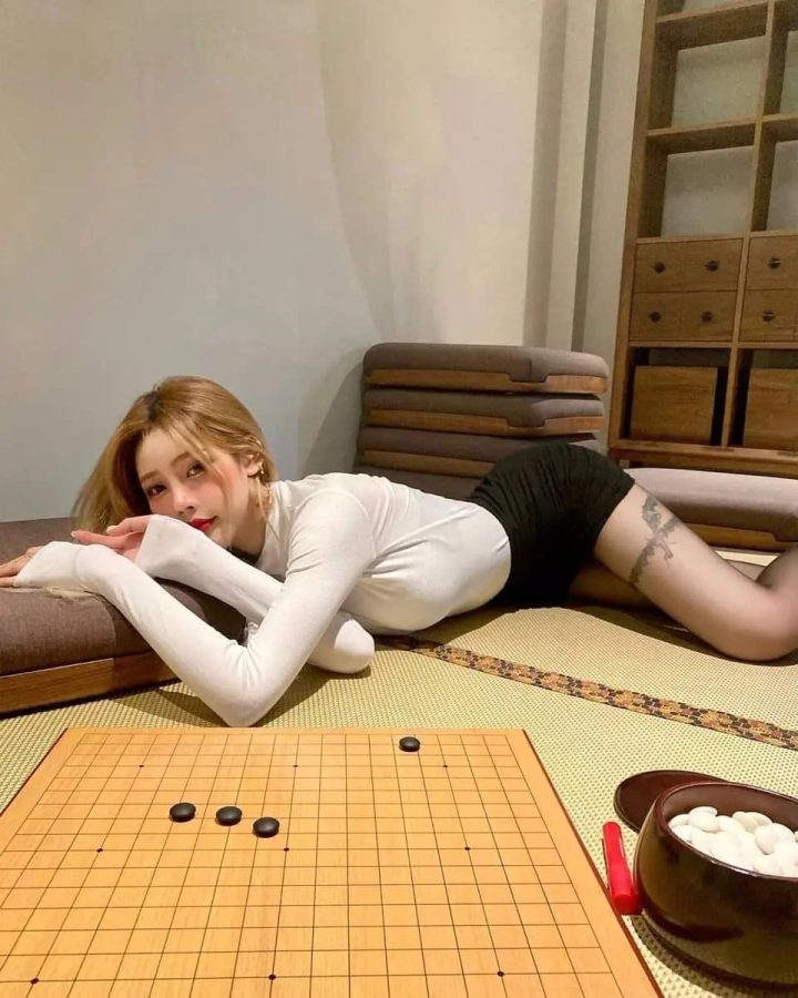 会下围棋的女人，我以无心下棋_4