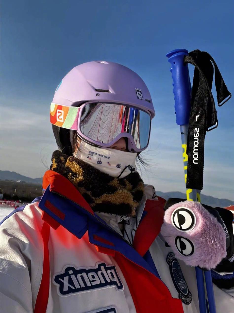 素颜林允双板女孩滑雪照_6