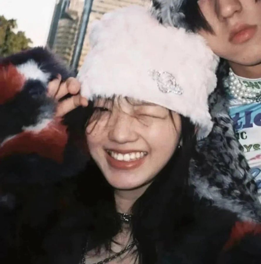ins风真人露脸男女一人一张恩爱情头_14