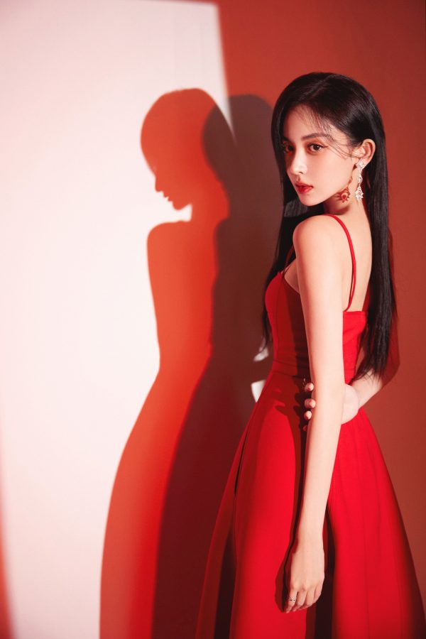 古力娜扎红裙写真图片_2