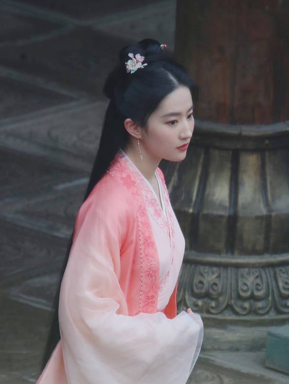 刘亦菲《梦华录》仙女姐姐美剧照_4