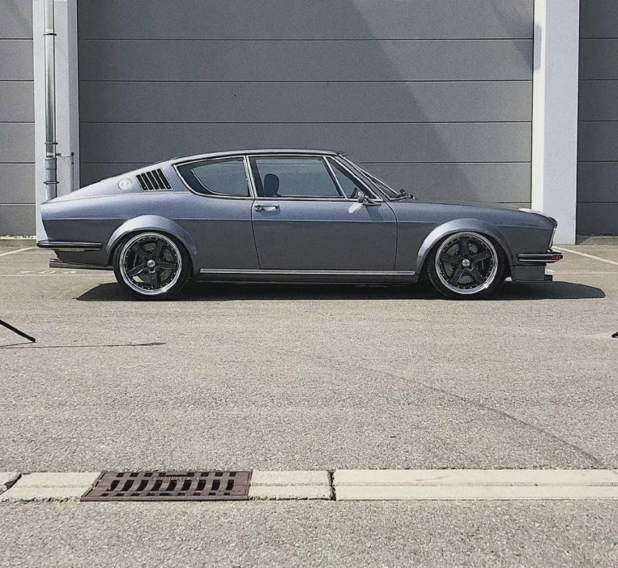 老车奥迪 100 Coupé S经典车型_9