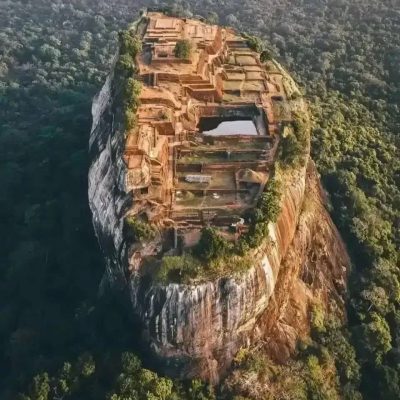 一夫当关万夫莫开的顶级军事地形！奇葩山川风景！