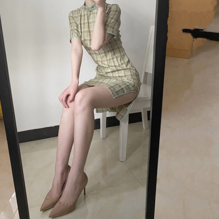 身高170的女穿旗袍搭配8厘米高跟鞋的效果_2