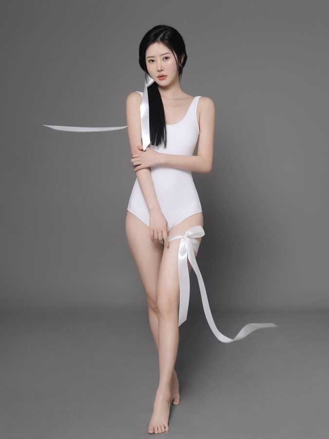 奶油纯欲少女白丝带写真_9