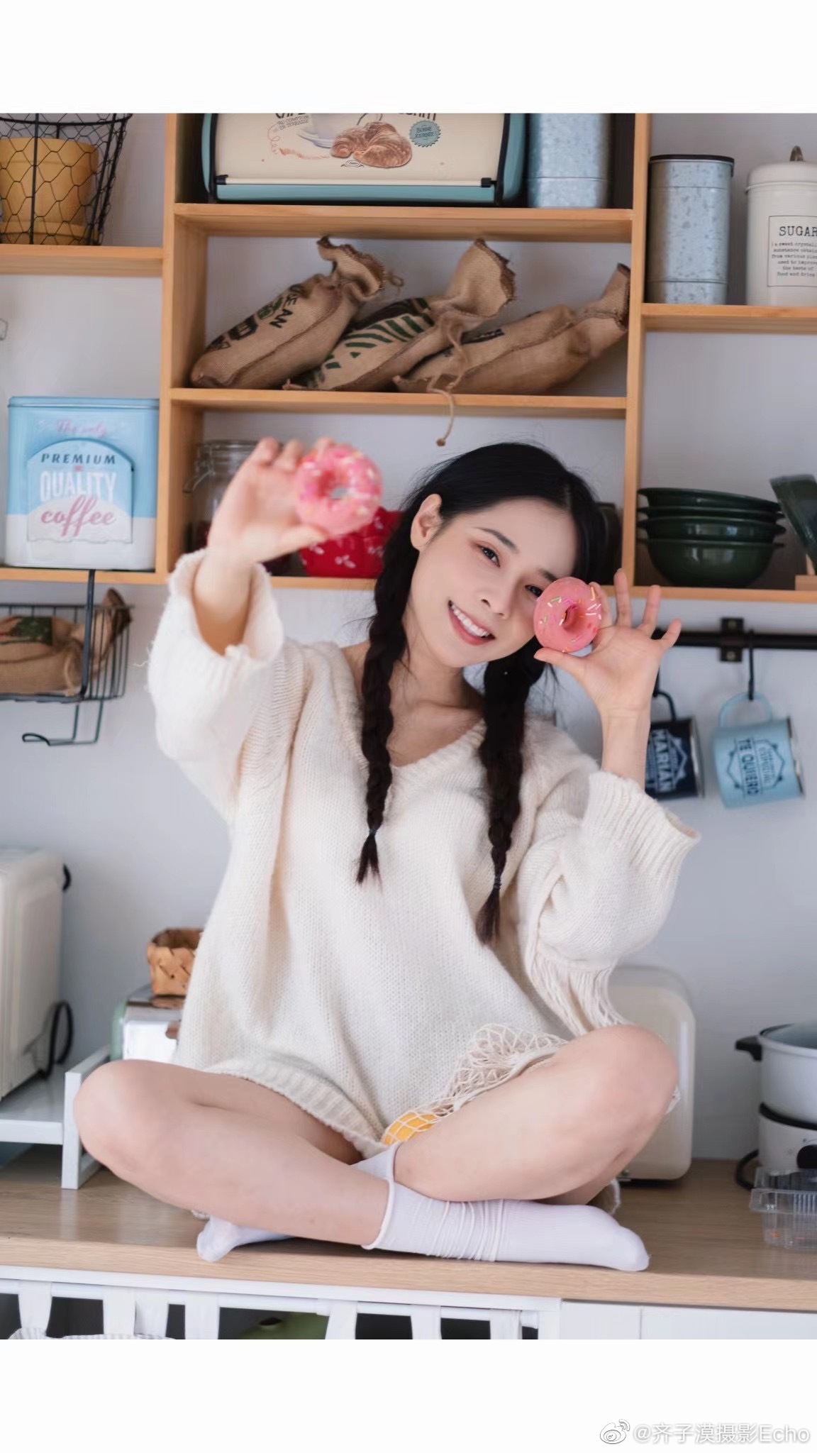 双马尾辫子纯欲美女毛衣写真_9