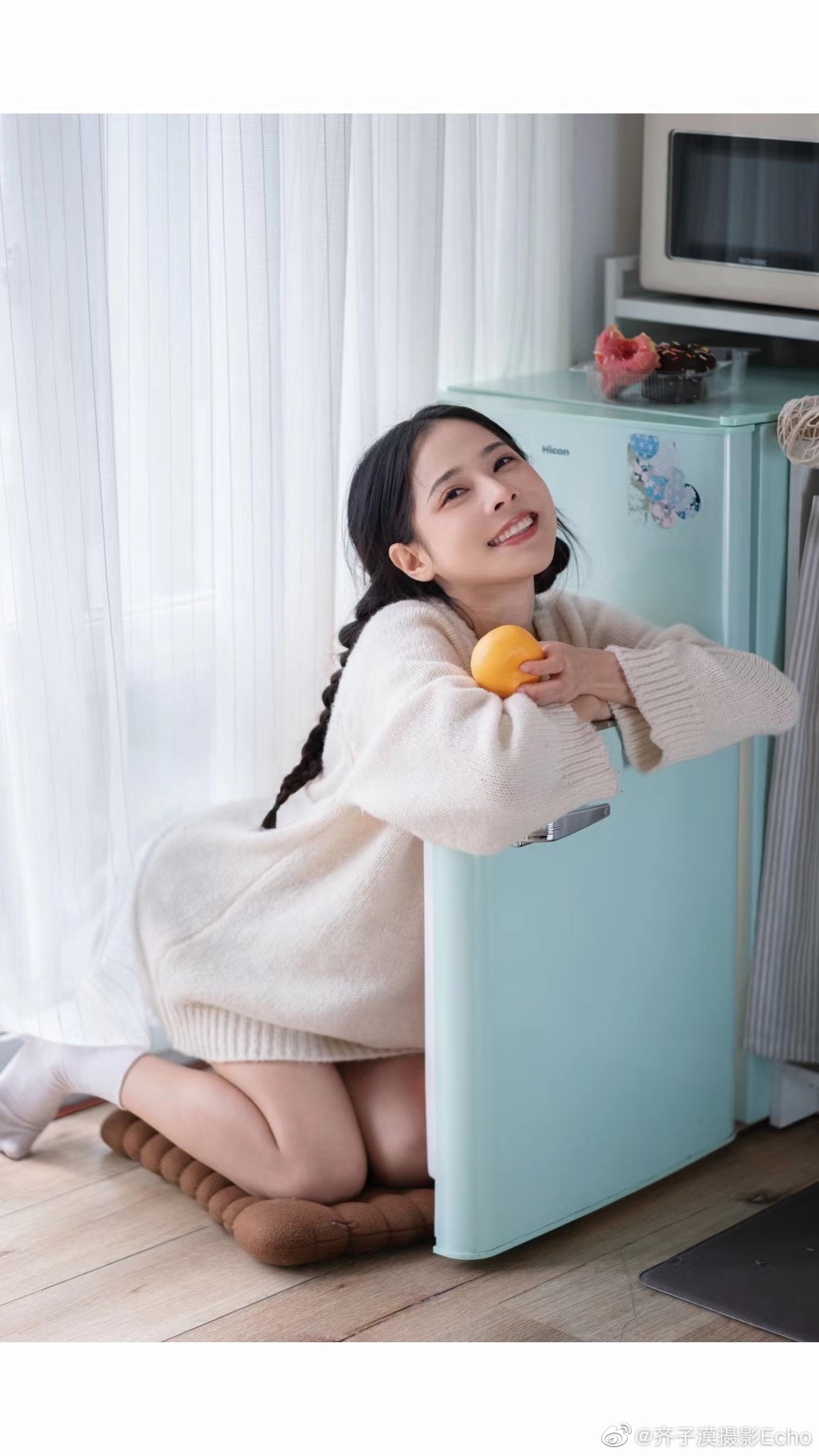 双马尾辫子纯欲美女毛衣写真_6