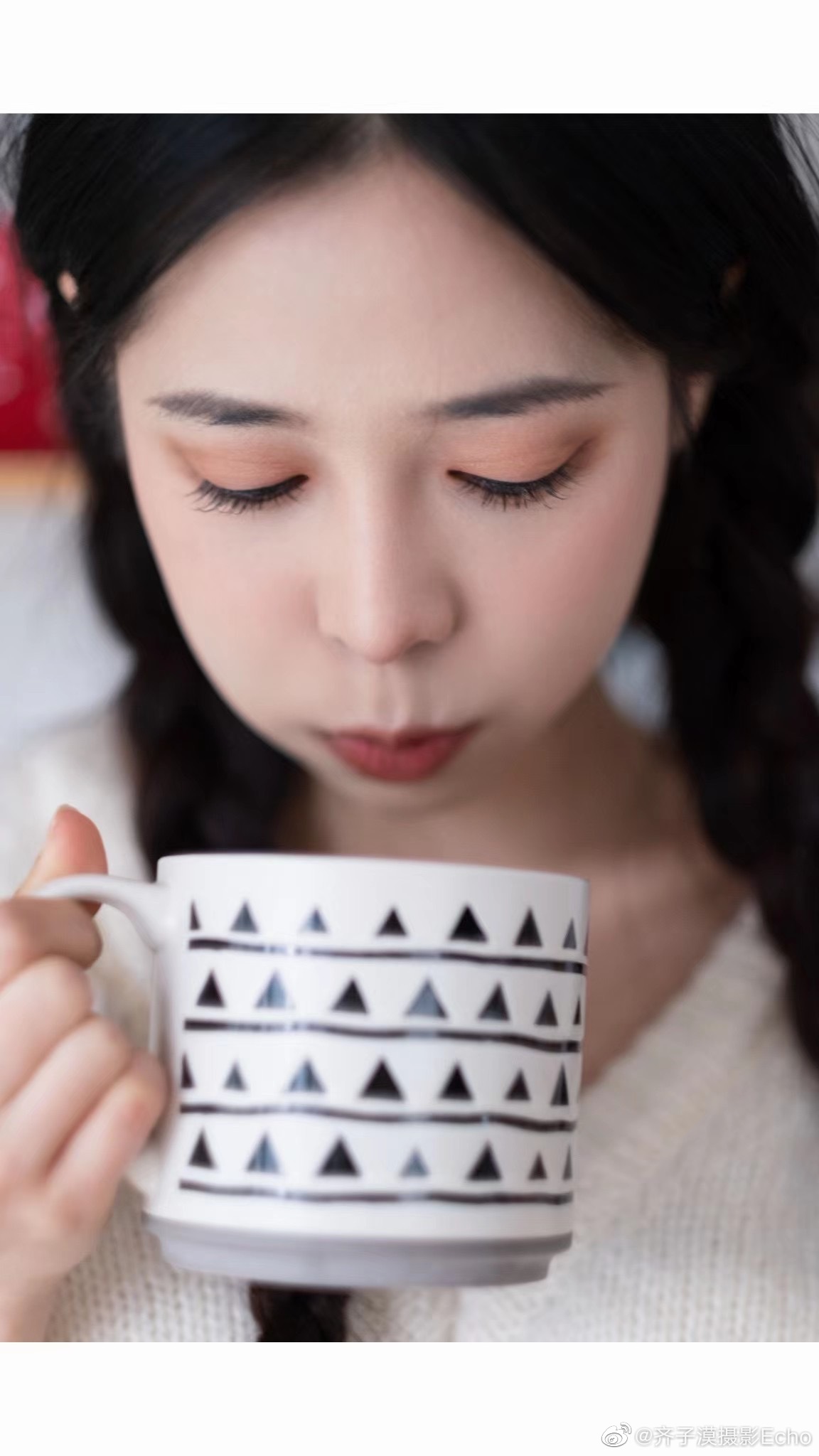 双马尾辫子纯欲美女毛衣写真_5