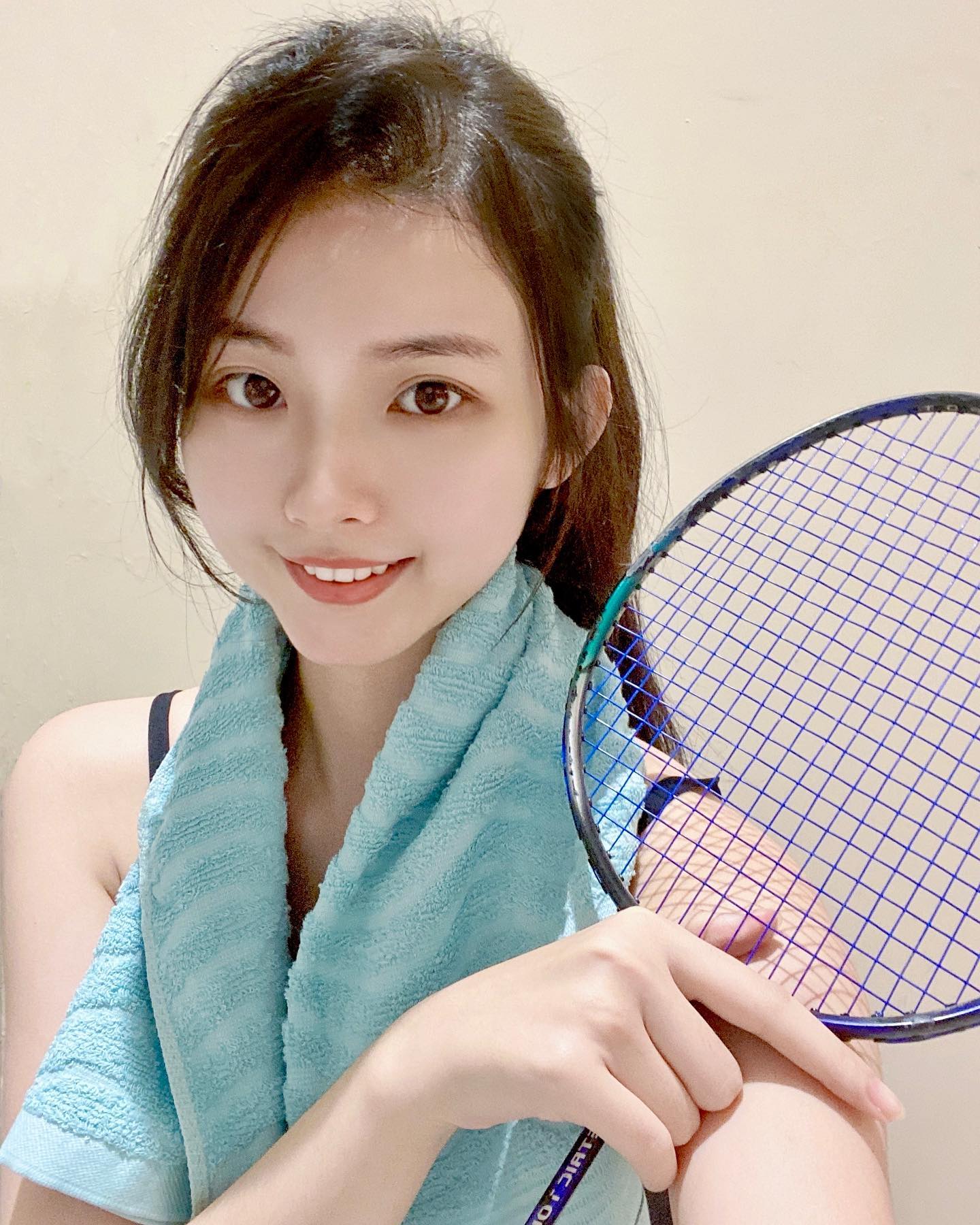 美女换上了格蕾丝名牌毛巾_3