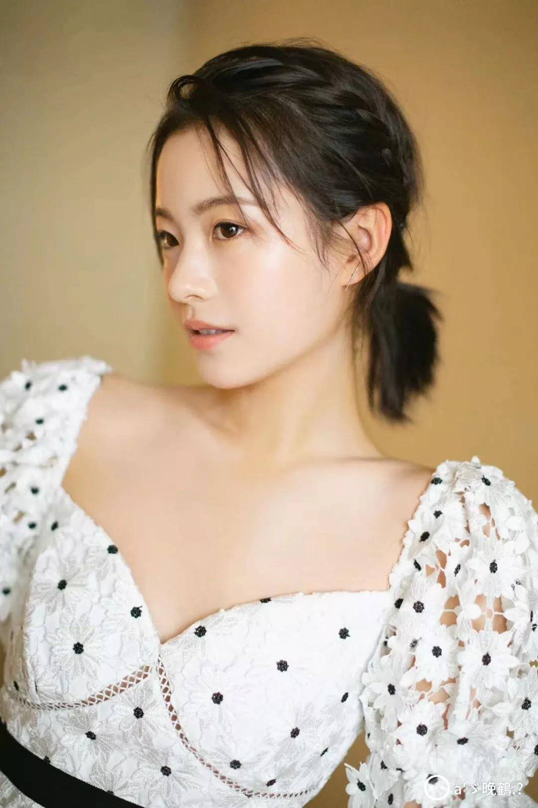李庚希小时候可爱图片，李庚希小时候长什么样_2