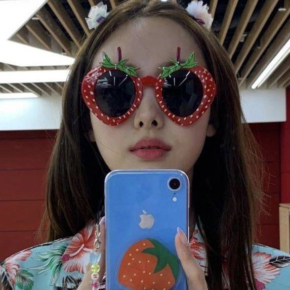 韩系ins风甜辣超仙真人女生头像_25