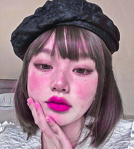 祛斑脸欧美女生真人个性短发头像_8