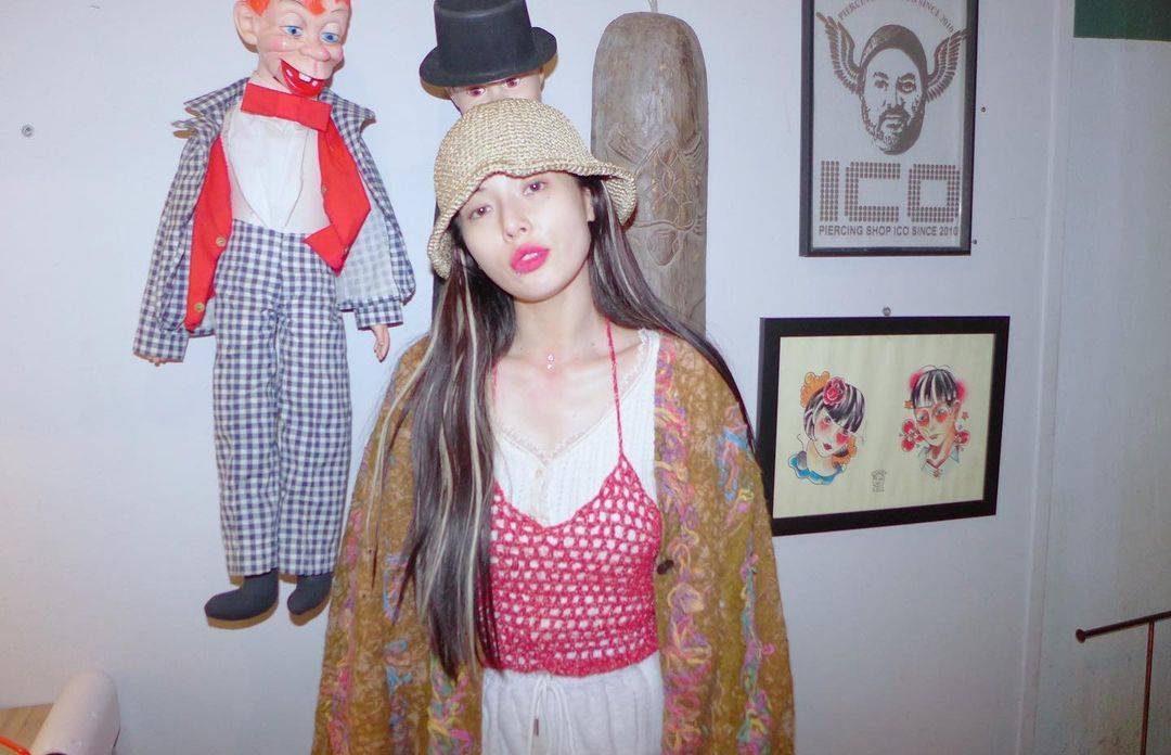美女金泫雅 吐舌头性感图片_3
