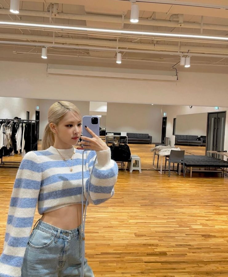 朴彩英镜子照大全，ROSÉ 朴彩英对镜自拍合集_9