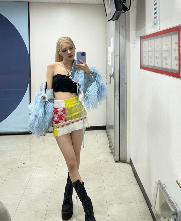 朴彩英镜子照大全，ROSÉ 朴彩英对镜自拍合集_11