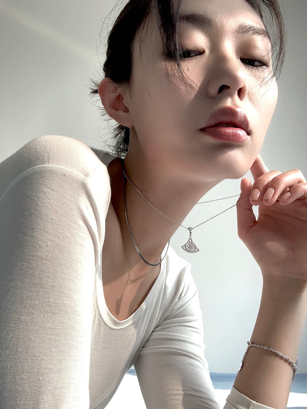 性感厚嘴唇美女，大嘴巴性感美女自拍_3