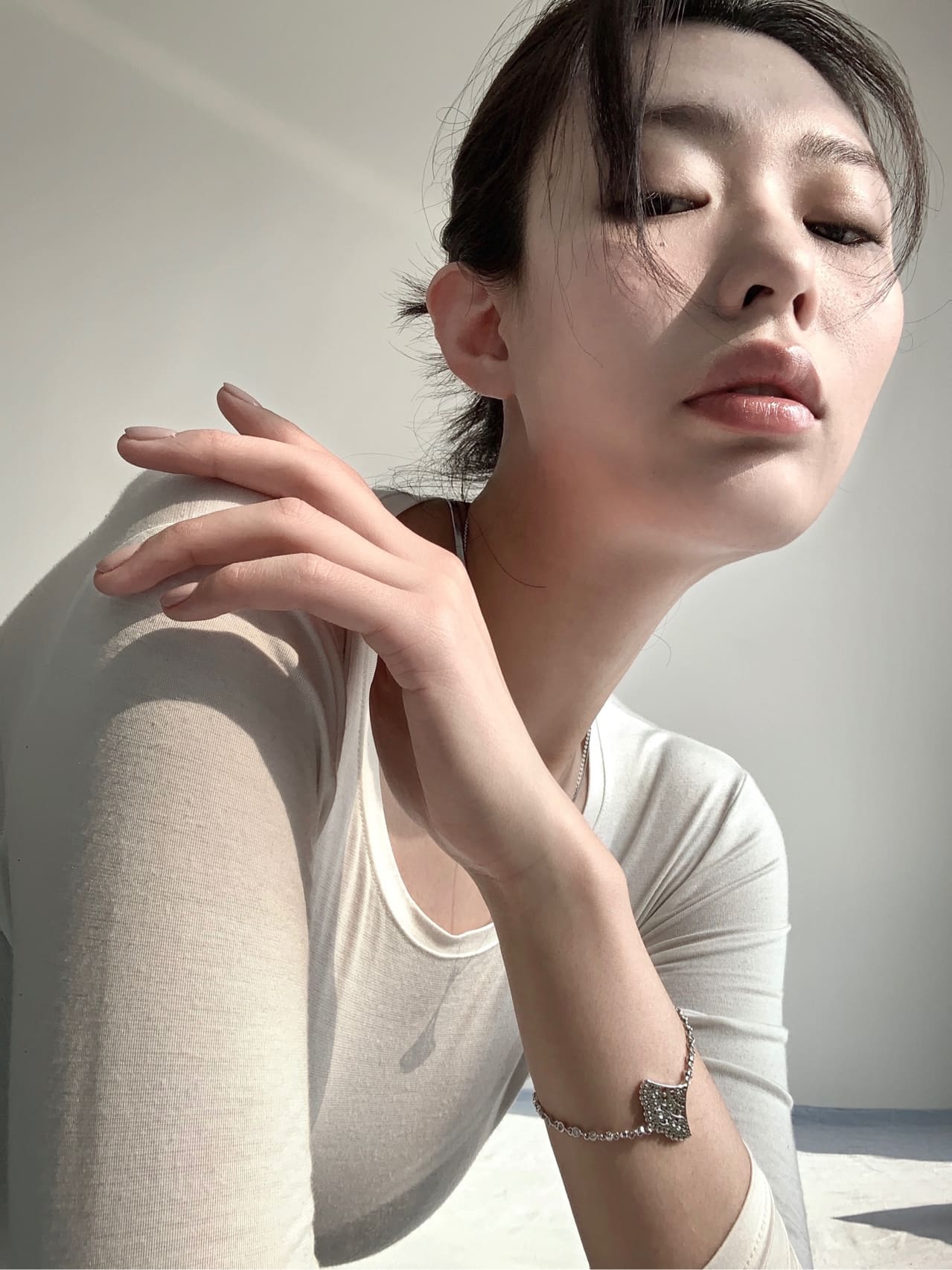 性感厚嘴唇美女，大嘴巴性感美女自拍_4
