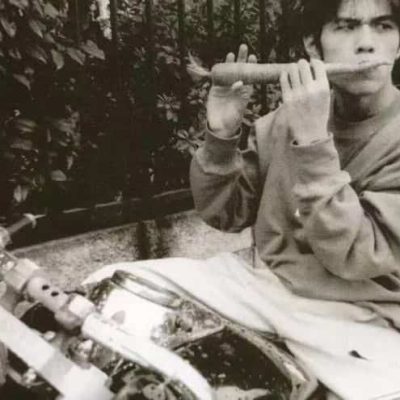 帅气天王巨星周杰伦年轻黑白青涩旧照图片精选