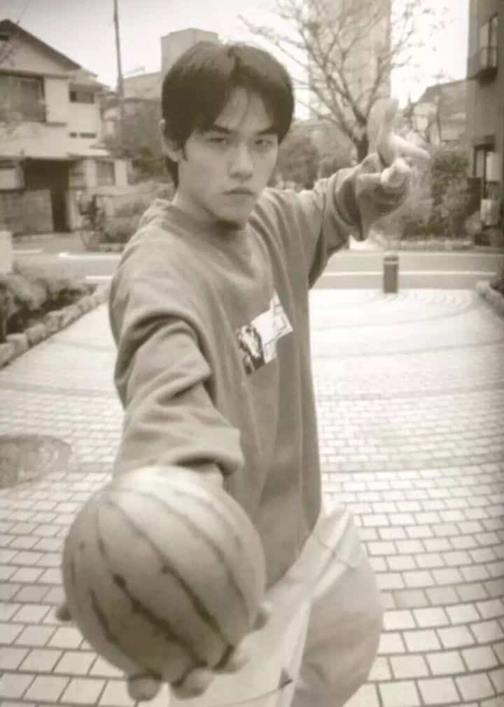 帅气天王巨星周杰伦年轻黑白青涩旧照图片精选_7