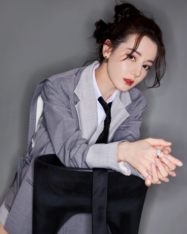 迪丽热巴清纯学姐制服“青春第1课”写真_3