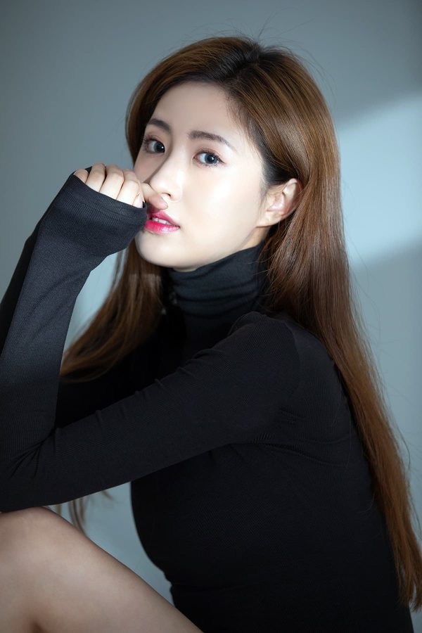 中央戏剧学院95后颜值美女校花张瀚方_Fiona美照_7