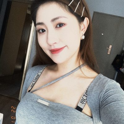 中央戏剧学院95后颜值美女校花张瀚方_Fiona美照