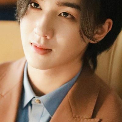 东北帅气男星李宏毅正脸照片高清图