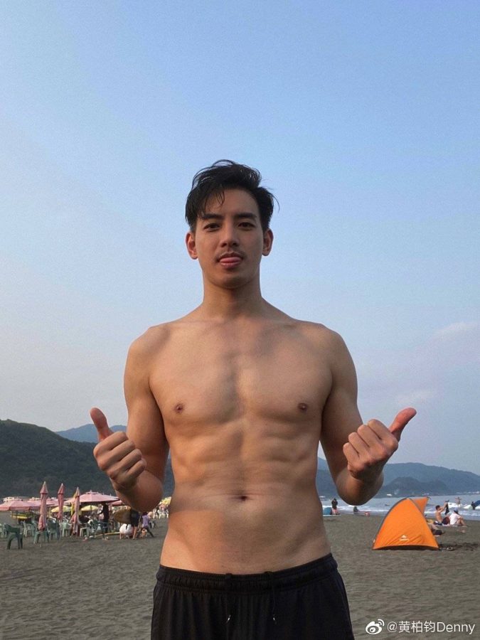 帅哥Denny黄立健身肌肉照 腹肌胸肌背肌_7