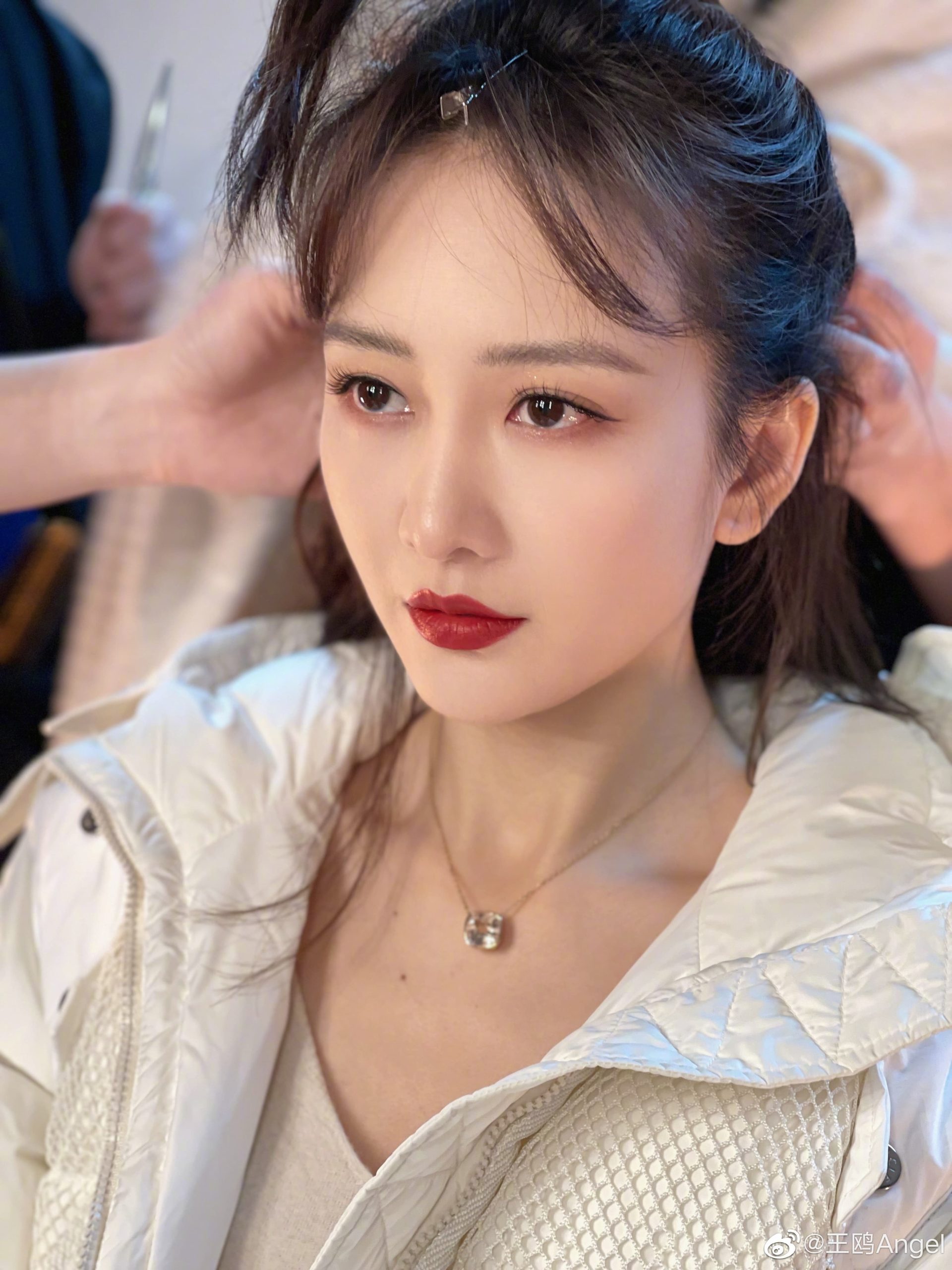 王鸥化妆近景生图 颜值的确太高了_3