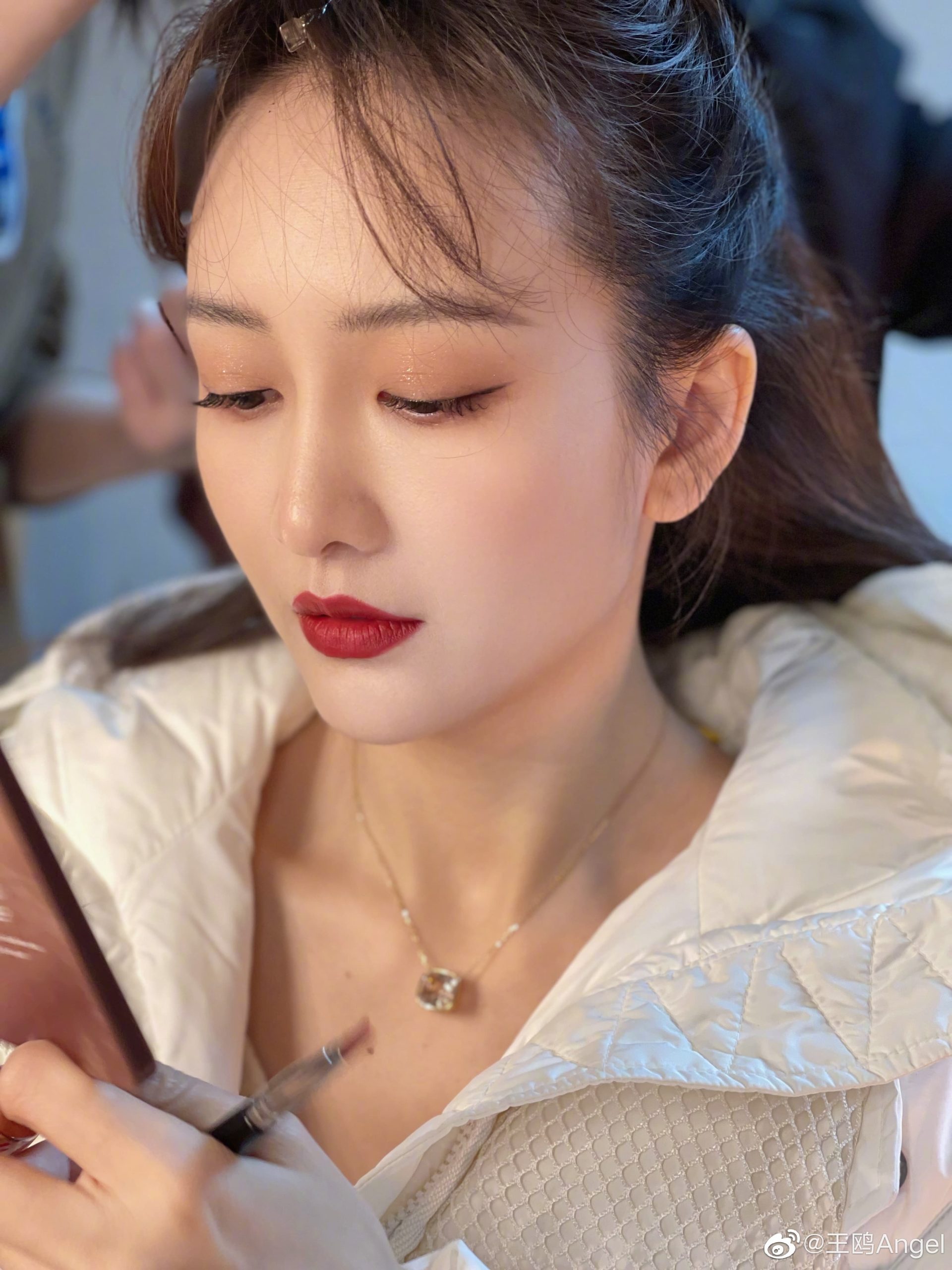 王鸥化妆近景生图 颜值的确太高了_4