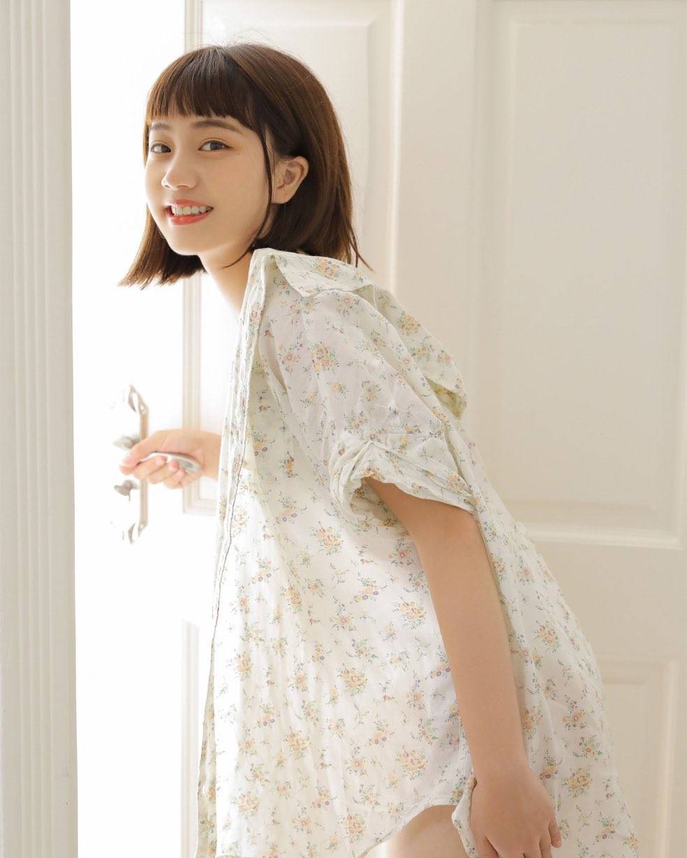 日本清纯素雅内衣少女可爱甜美写真_1
