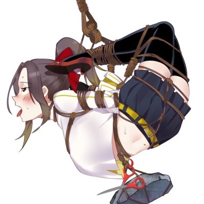 驷马攒蹄二次元小女生被捆绑图片