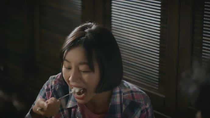 短发女孩干饭人！可爱女生吃吃吃头像图集_7