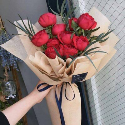 情人节红色玫瑰花花束真实图片 情人节朋友圈配图！