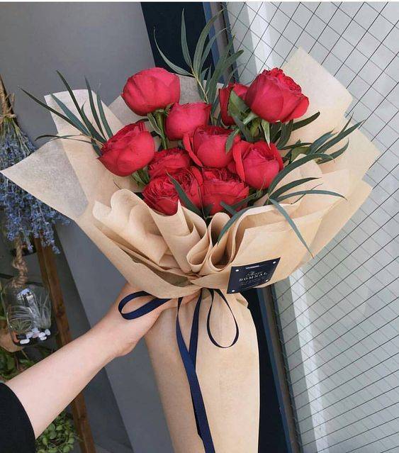 情人节红色玫瑰花花束真实图片 情人节朋友圈配图！_9