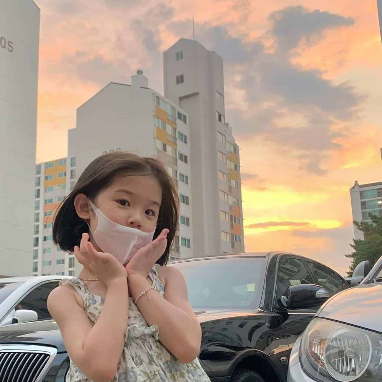 漂亮可爱的小女孩真实照片头像图集_6