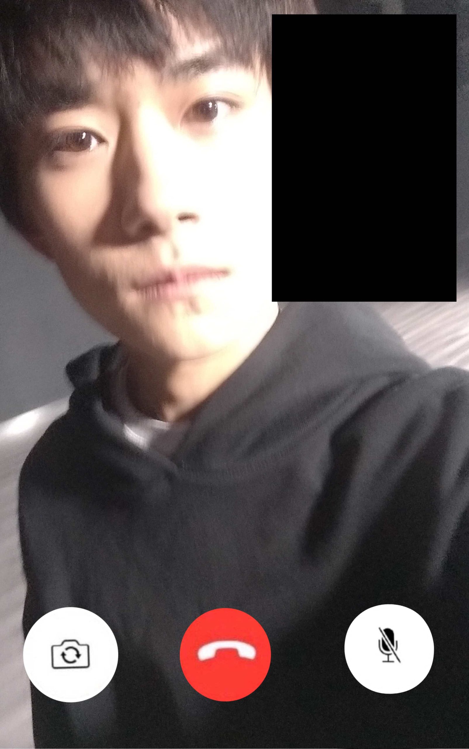 易烊千玺微信视频对话图片 追星女孩必备配图！_5