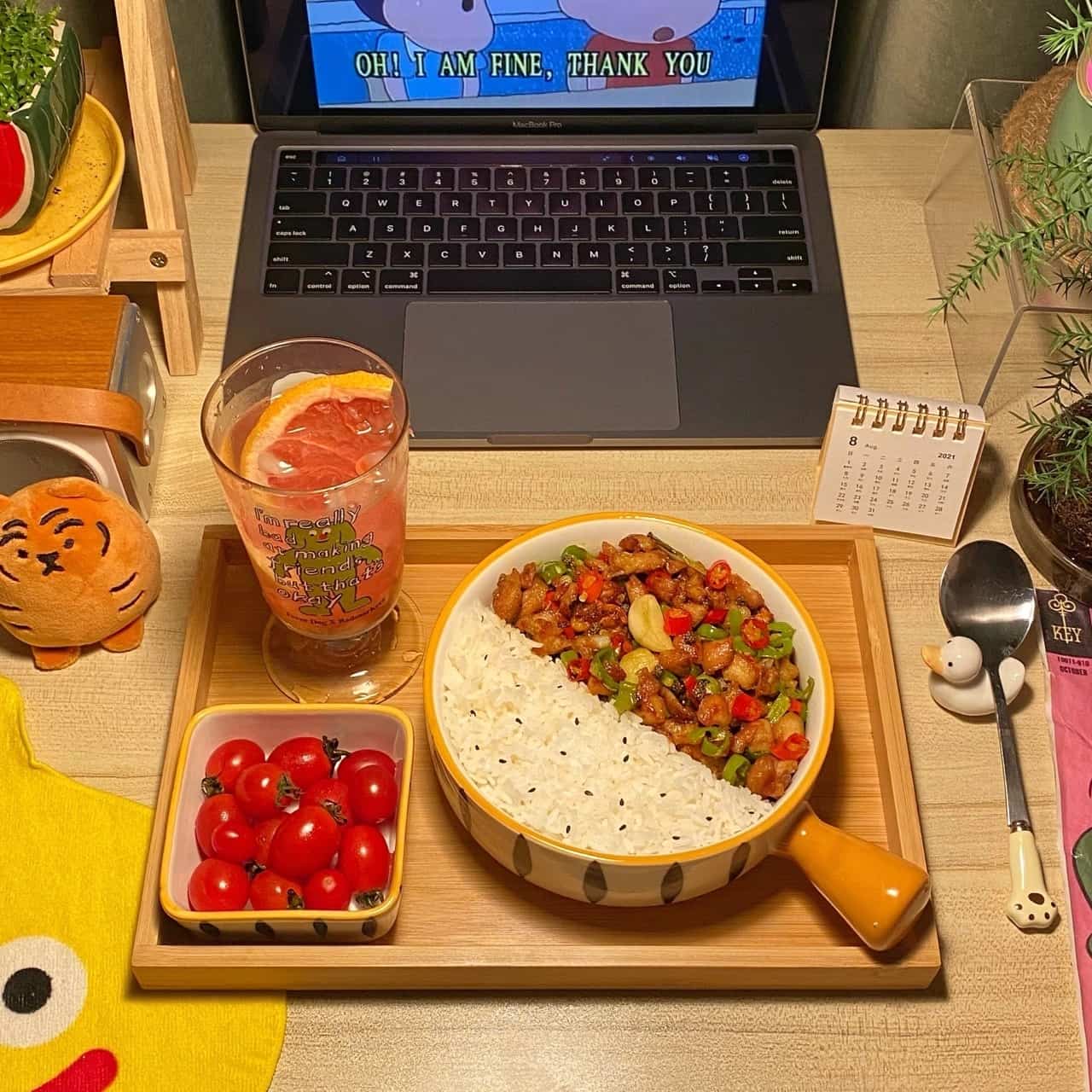 一个人吃饭饭菜美食照片朋友圈配图 生活要有仪式感！_8