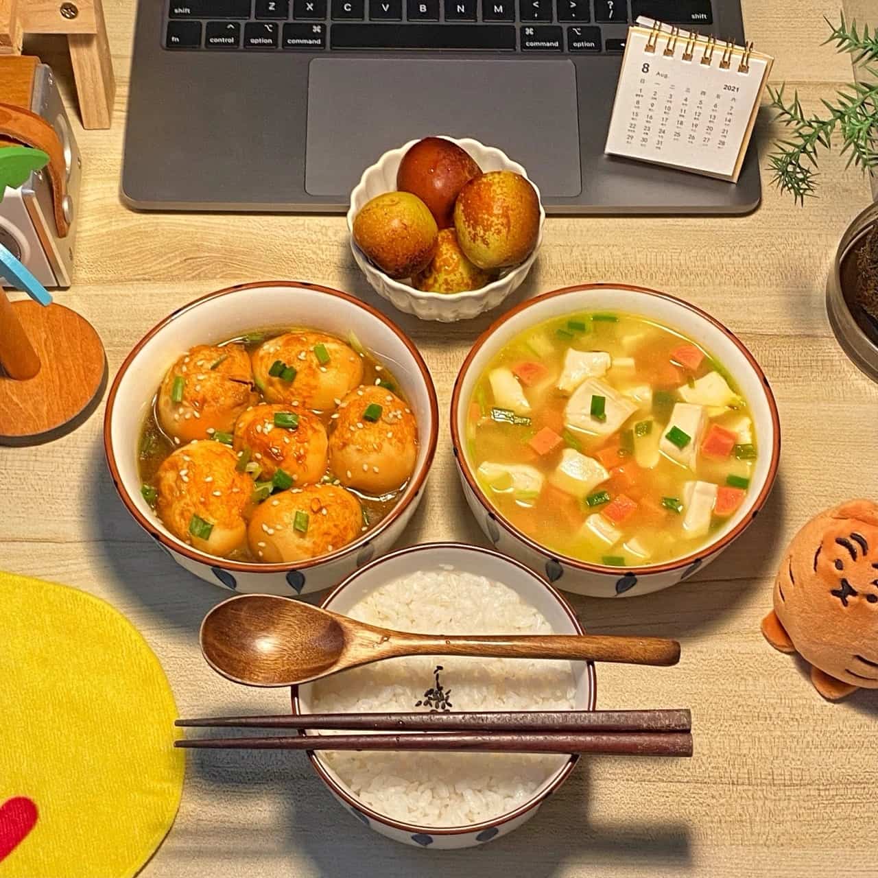 一个人吃饭饭菜美食照片朋友圈配图 生活要有仪式感！_9