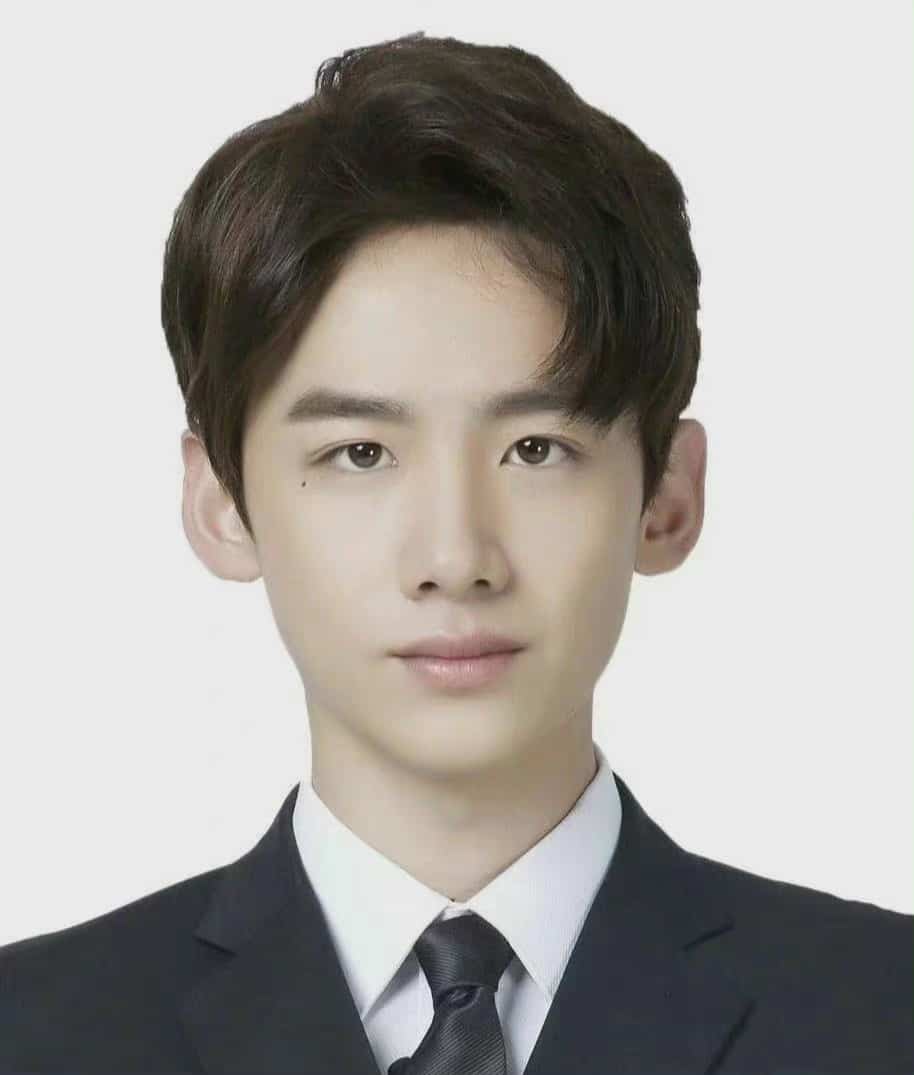 帅气男星白敬亭一寸证件照照片集合_7