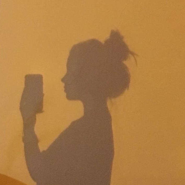 气质女生不露脸侧脸背影影子头像_7