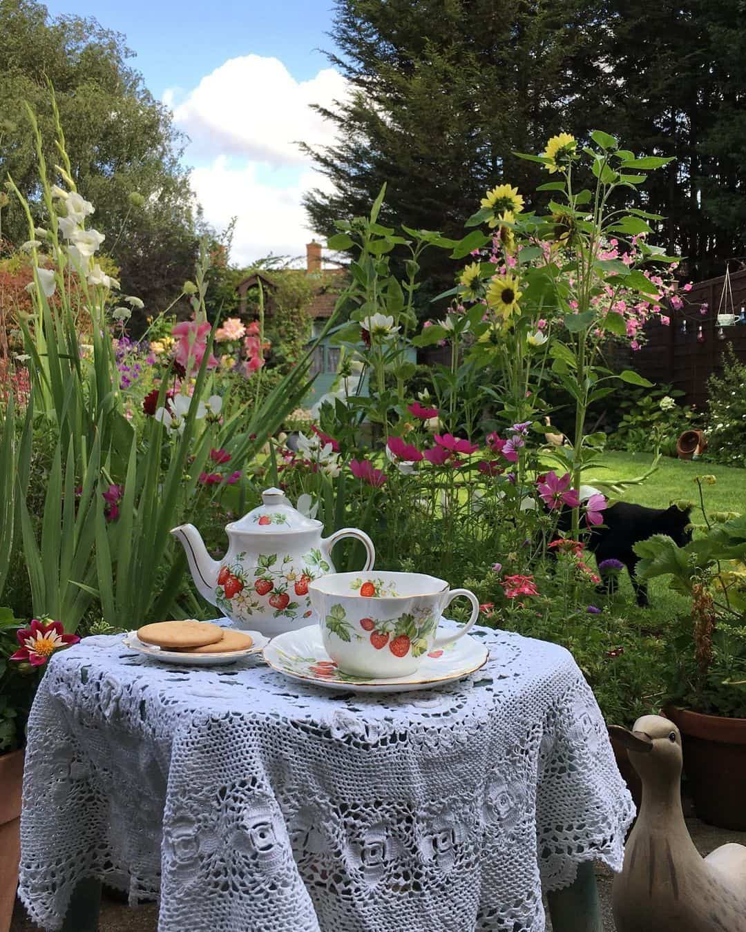 唯美下午茶朋友圈高清配图 英式花园下午茶惬意生活_11