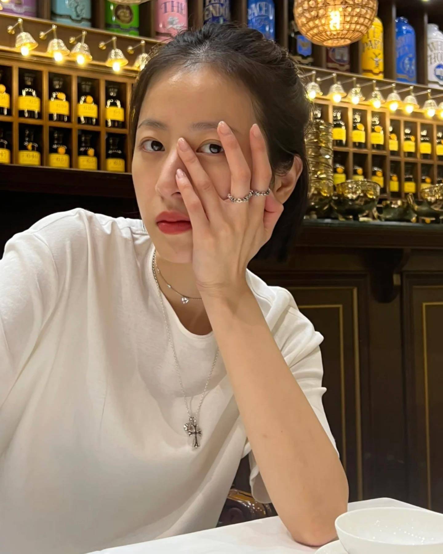恨蛋塞妹子图片，恨蛋塞是什么意思？_1