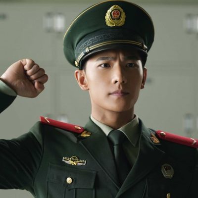 硬汉杨洋帅气绿色军装高清图片《特战荣耀》剧照