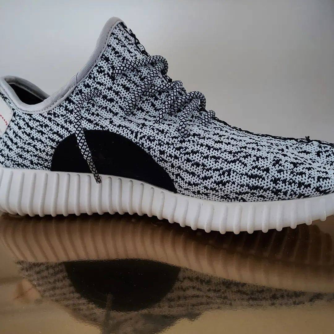 阿迪达斯yeezy350turtle dove黑灰满天星上脚正品实拍图 高清细节图_3