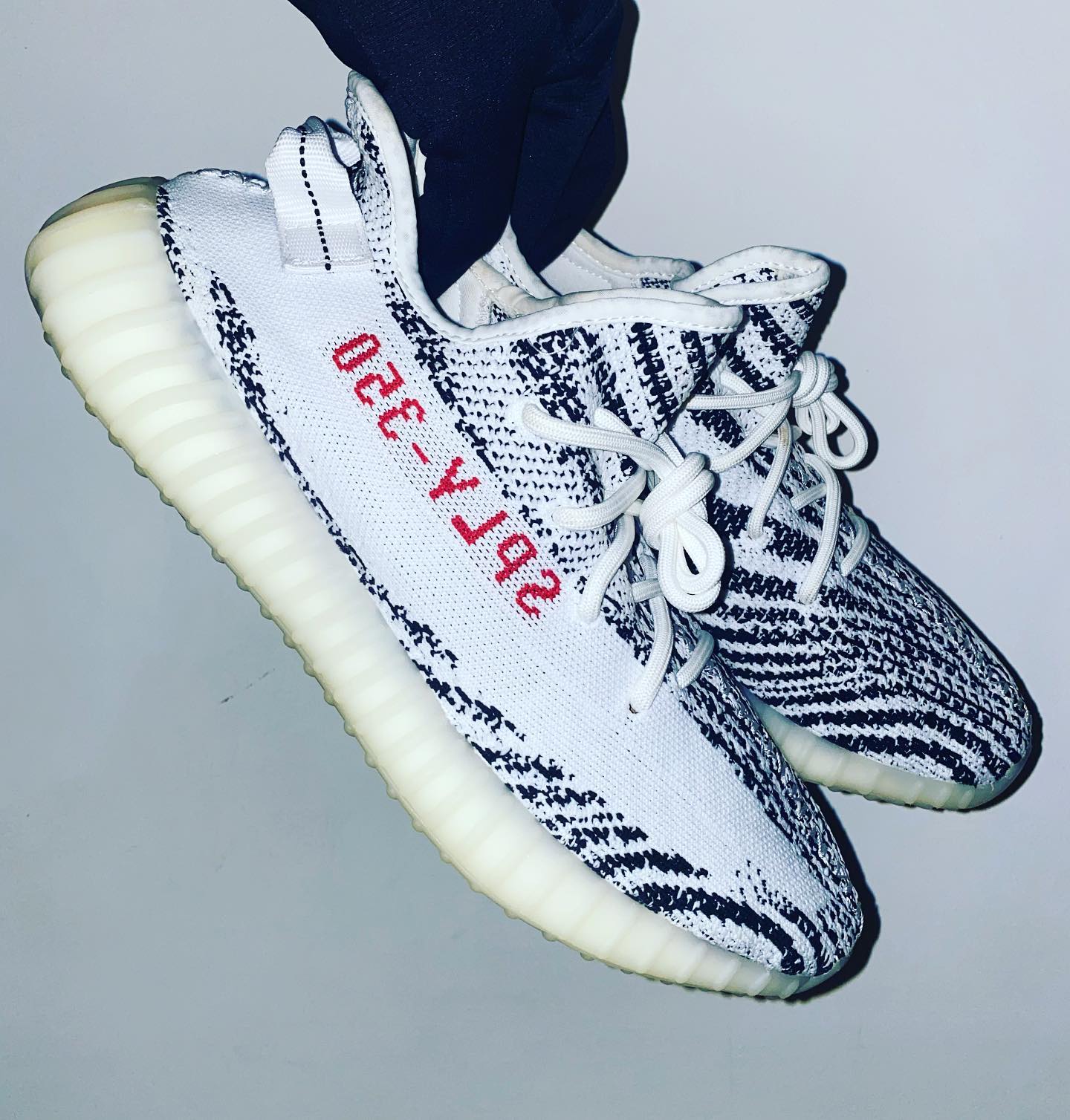 adidas yeezy boost 350 v2“zebra”白斑马正品实拍图 高清细节图_6