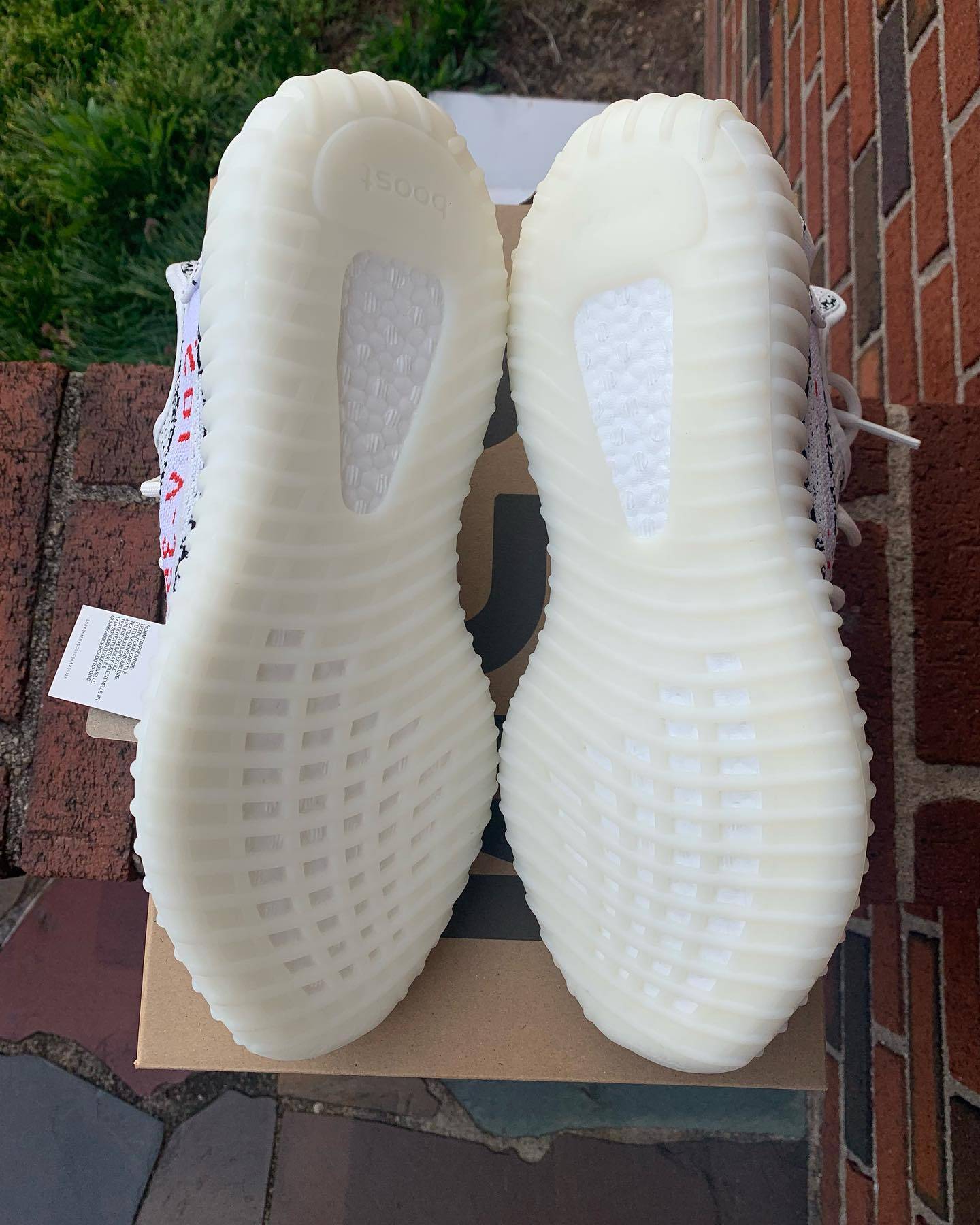 adidas yeezy boost 350 v2“zebra”白斑马正品实拍图 高清细节图_1