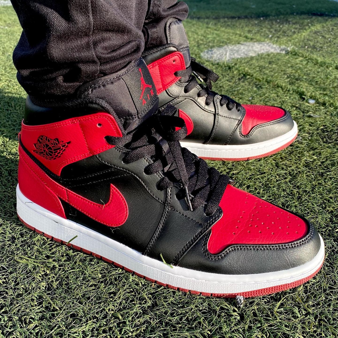Nike AIR JORDAN1 MID  BRED Banned黑红配色小禁穿中帮正品上脚效果图片 高清实拍_1
